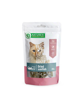 Nature's Protection snack for cats dried sunfish Ласощі для котів, сушені сонячні окуні 20 г